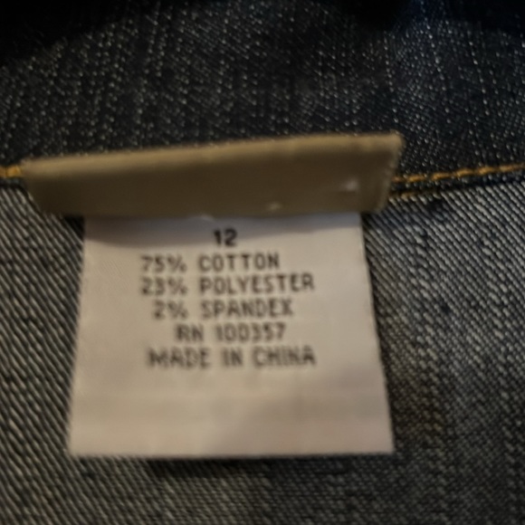 Jean Floral Embroidered Blazer - Picture 6 of 7